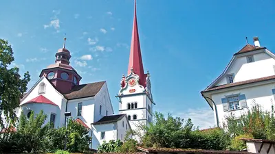 Blick auf die Stiftskirche in Beromünster
