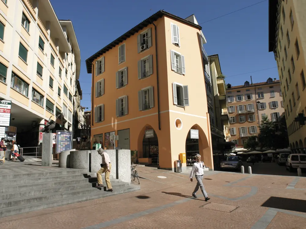 Cioccaro Platz In Lugano