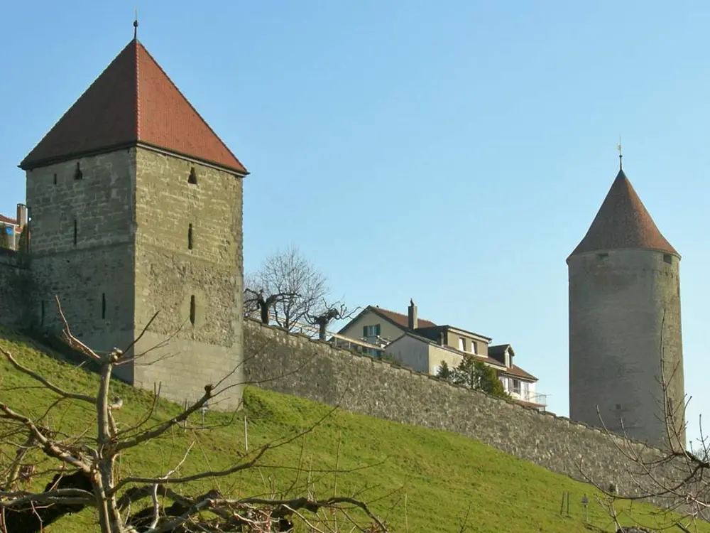 Stadtmauer von Romont
