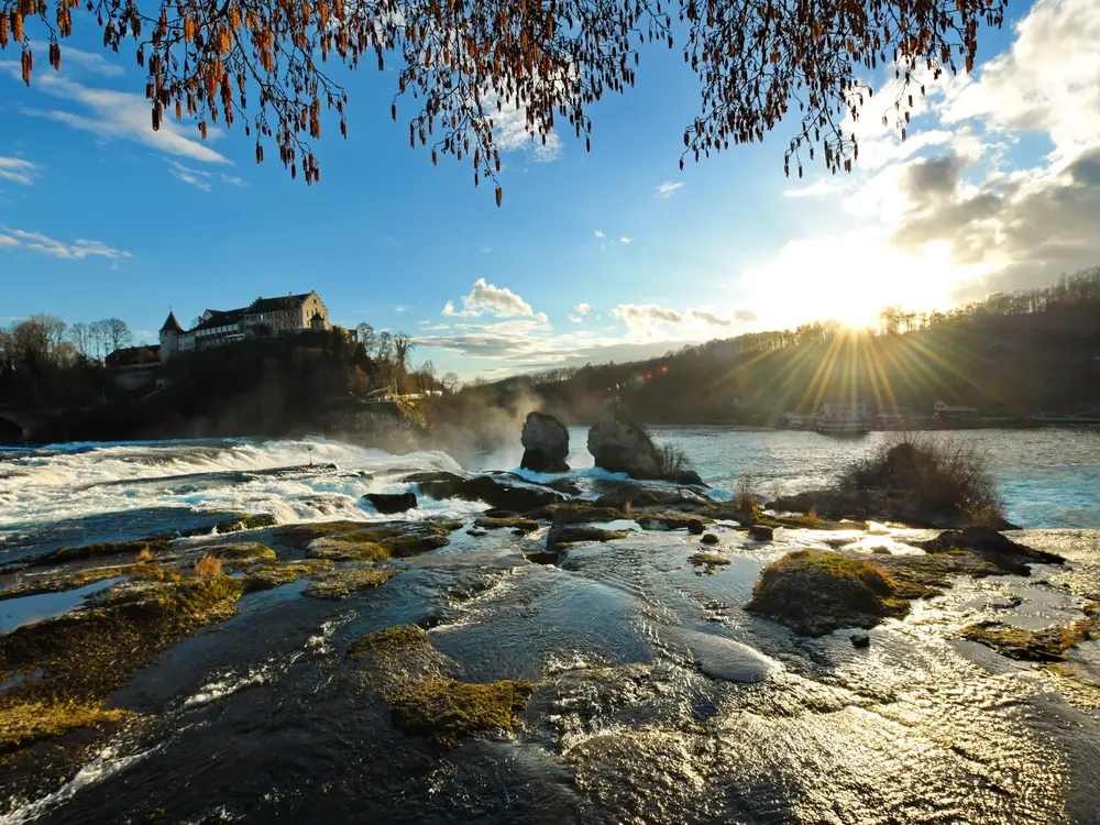 Der Rheinfall ist der größte Wasserfall Europas