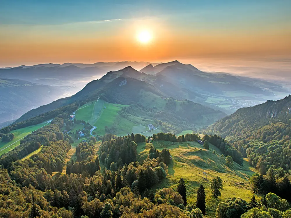 Gipfel des Weissensteins Richtung Osten /