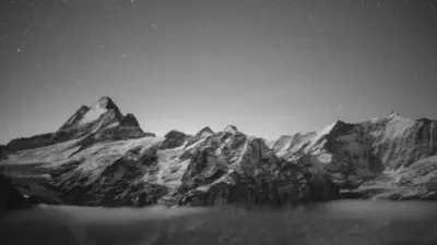 Grindelwalder Bergwelt bei Nacht