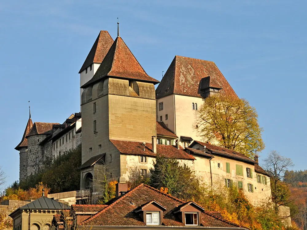 Blick auf Schloss Burgdorf im Emmental