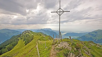 Gipfelkreuz auf dem Haldigrat bei Niederrickenbach