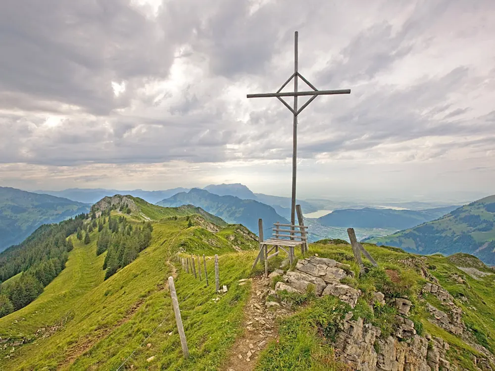 Gipfelkreuz auf dem Haldigrat bei Niederrickenbach