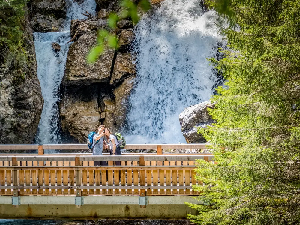 Brücke Alperschonbach im Lechtal
