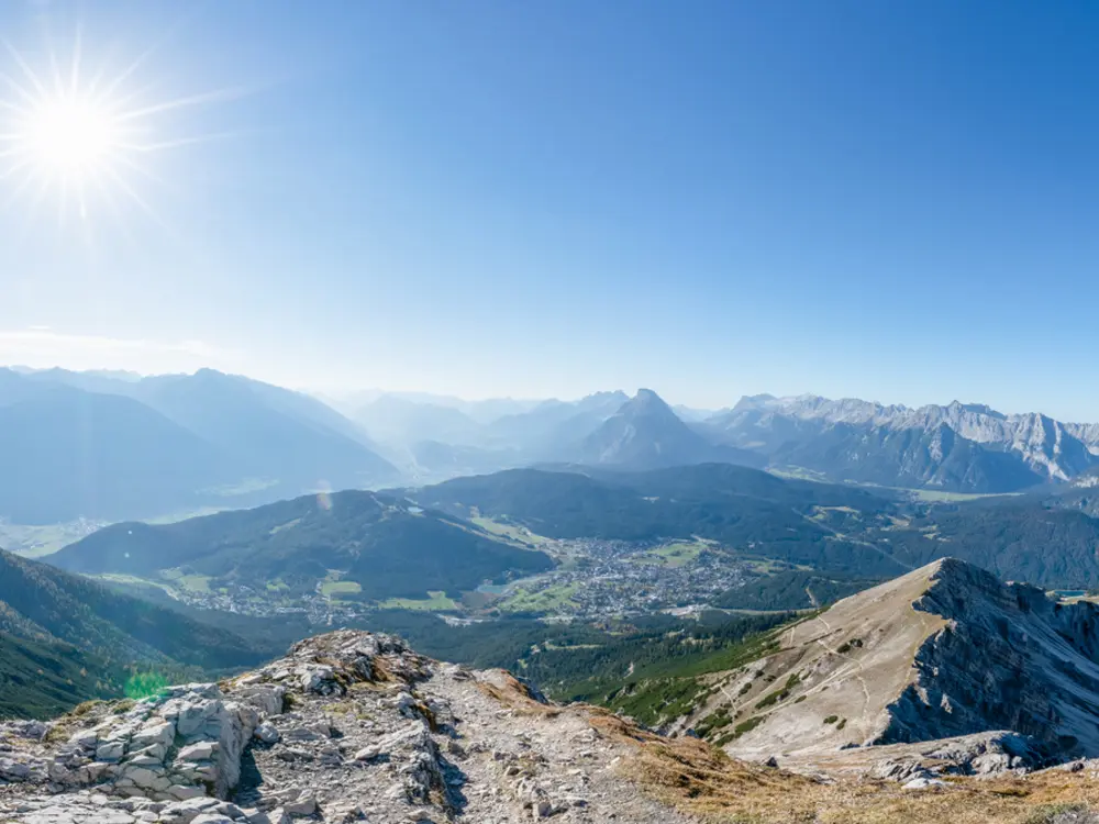 Panorama-Rundwanderweg Friedensglocke in Mösern