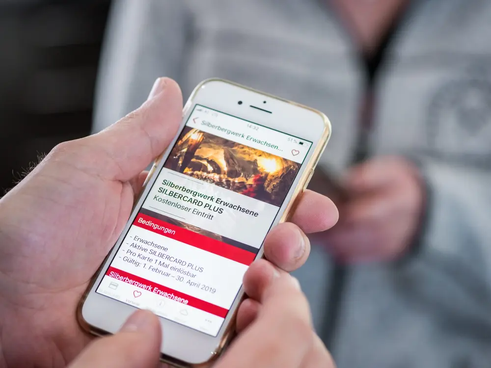 Mit der Silbercard gibt es Rabatte und Aktionen, die den Urlaub in der Silberregion Karwendel noch schöner machen