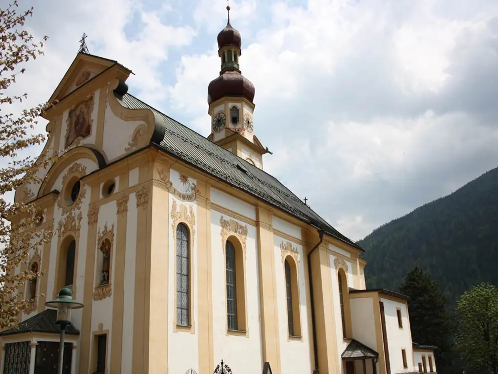 Pfarrkirche in Fulpmes