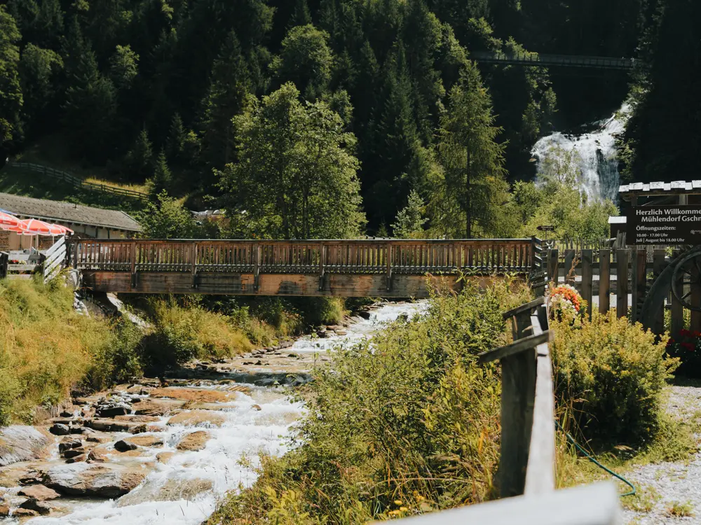 Besuch im Mühlendorf in Gschnitz