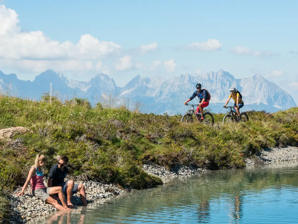 In Kitzbühel gibt es viele gemütliche Radtouren für die ganze Familie