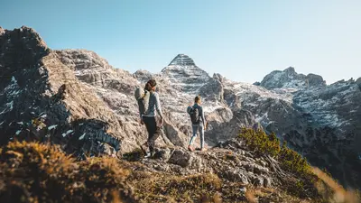 Alpines Wandern am Nuaracher Höhenweg im Pillerseetal