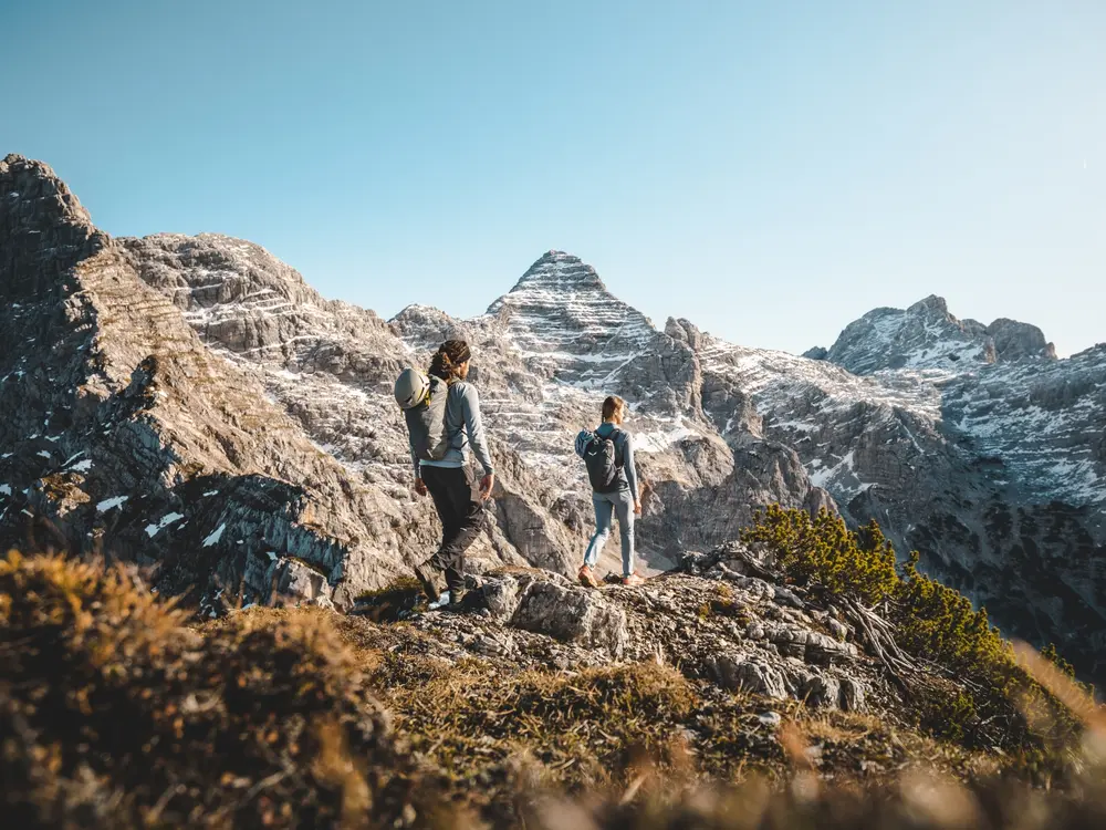 Alpines Wandern am Nuaracher Höhenweg im Pillerseetal