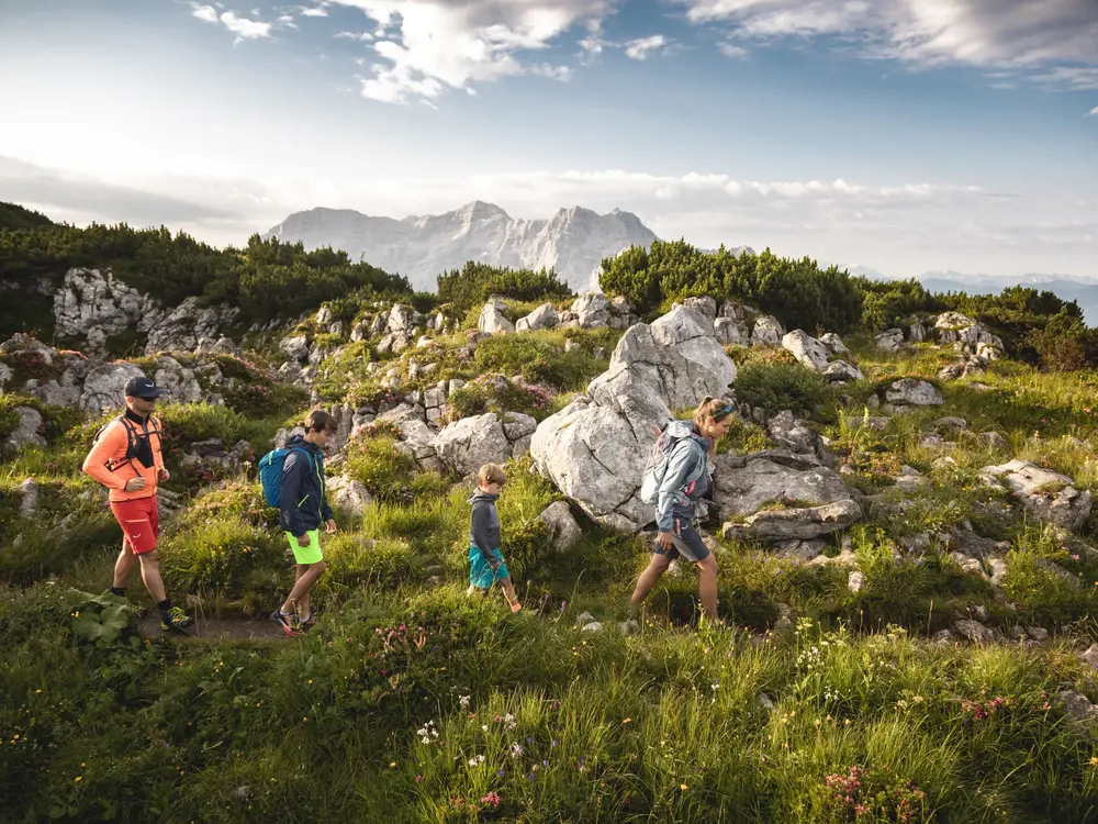 Familienwanderung im Pillerseetal