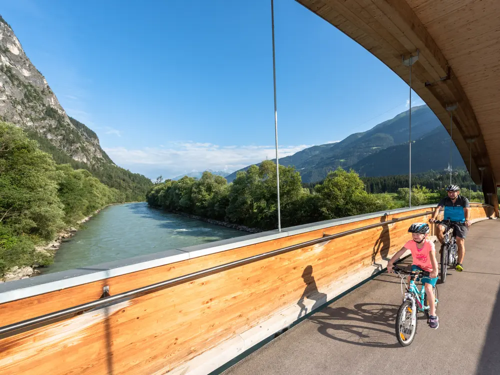 Die Natur genießen beim Radeln entlang des Drauradweges