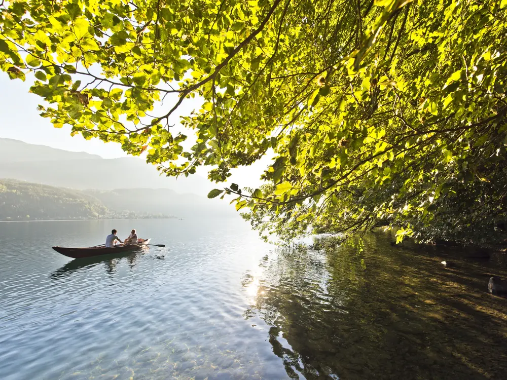Gemütliche Bootstour auf dem ruhigen Millstätter See
