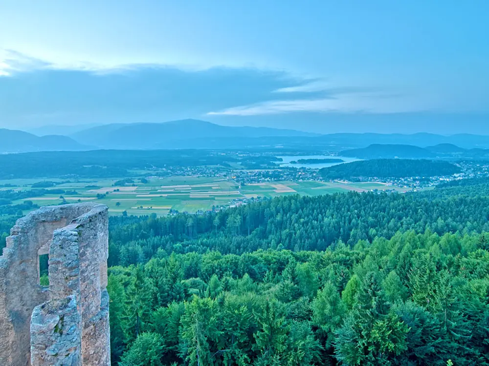 Blick von der Burgarena Finkenstein