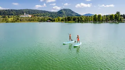 Stand-Up-Padeln auf dem Längsee in Mittelkärnten