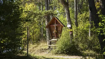 Blickplatz Rotes Kreuz bei Dreistetten in den Wiener Alpen