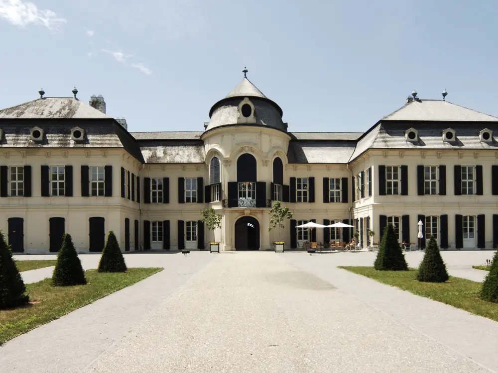 Schloss Niederweiden in Niederösterreich