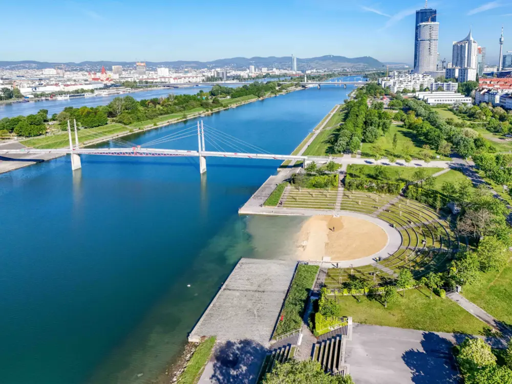 Arena Beach aus der Luft in Wien