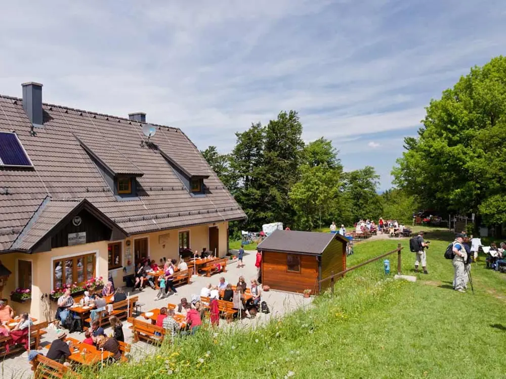 Rast im Schöpfl Schutzhaus