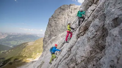 Kletterer am Klettersteig Gauablickhöhle