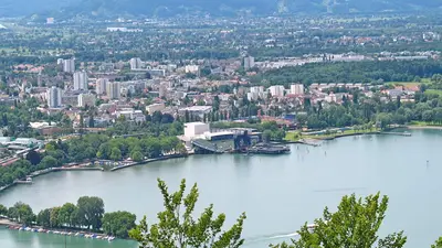 Bregenzer Seebühne vom Pfänder aus gesehen