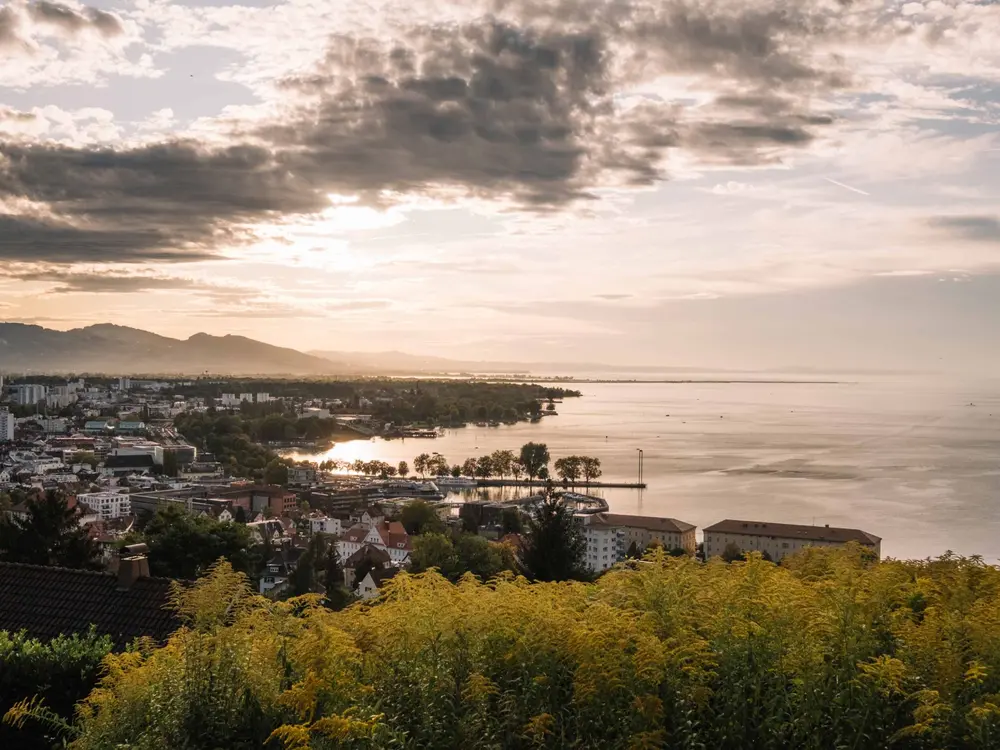 Blick auf Bregenz und den Bodensee