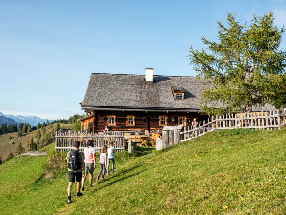 Familienwanderung zur Bichlalm