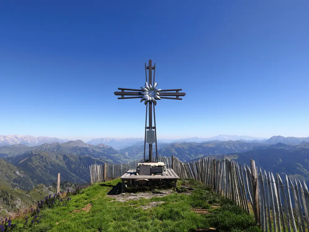 Gipfelkreuz am Frauenkogel