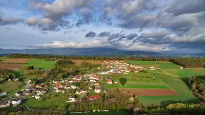 Luftaufnahme auf die Oststeiermark