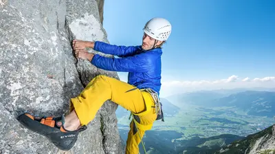 Kletterer an einer Felswand im Steinernen Meer