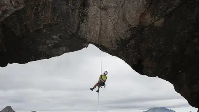 Kletterer beim Abseilen in den Leoganger Steinbergen