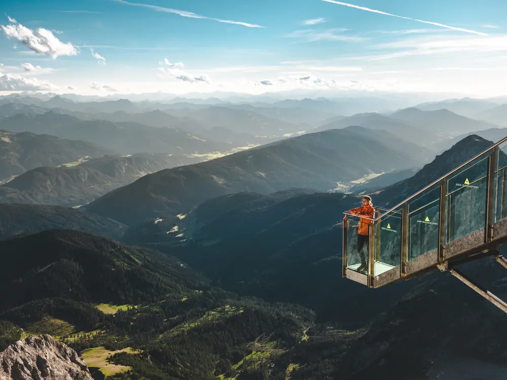 Treppe ins Nichts am Dachstein