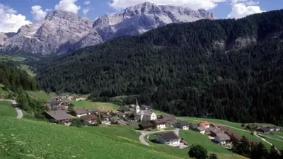 La Val ist immer ein beliebtes Ferienziel für Alpinisten und Naturfreunde