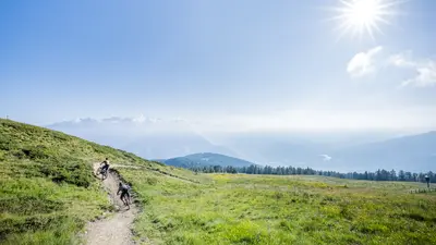 Sonnige Bikeabenteuer am Kronplatz