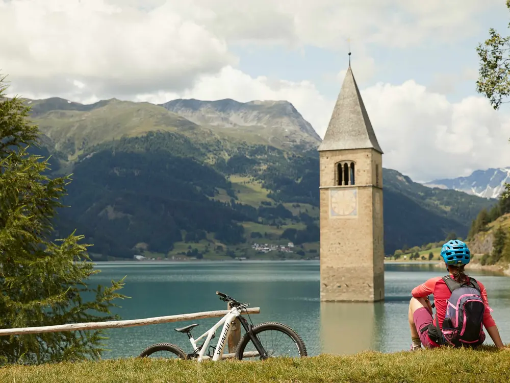 Der berühmte Turm im Reschensee