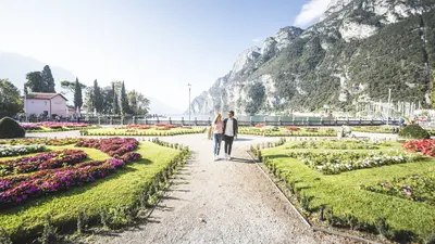 Am Ufer des Gardasees in Riva del Garda