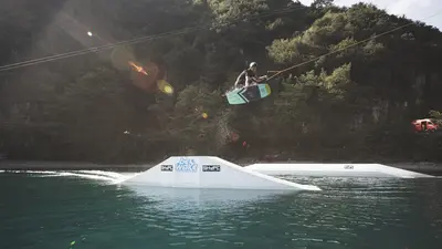 Wakeboarder auf dem Gardasee