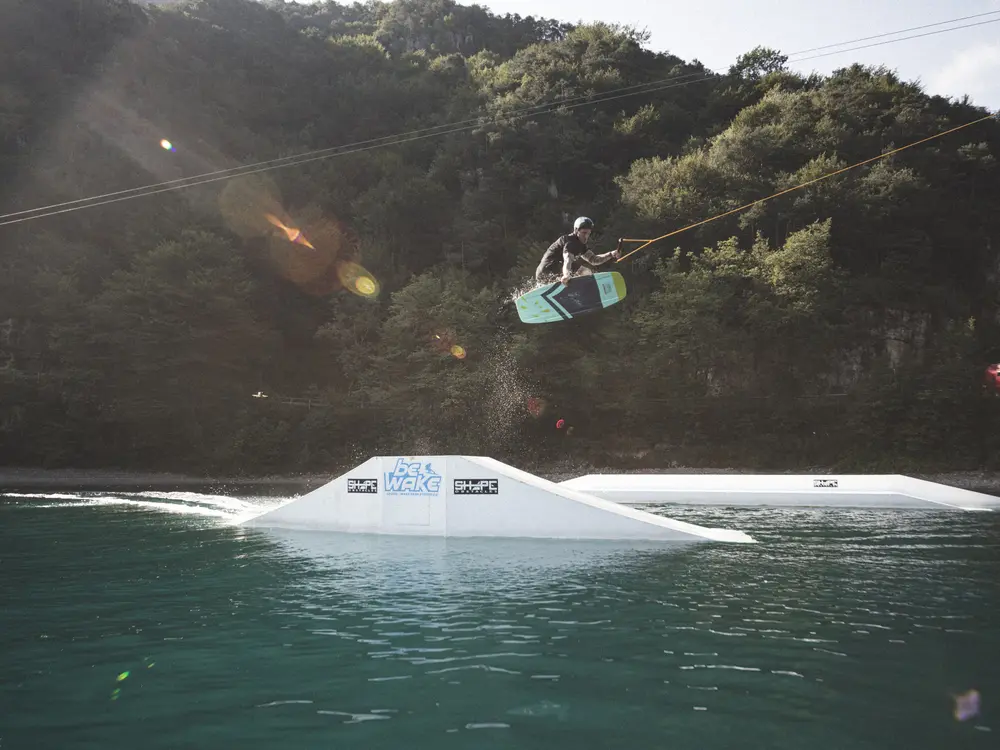 Wakeboarder auf dem Gardasee