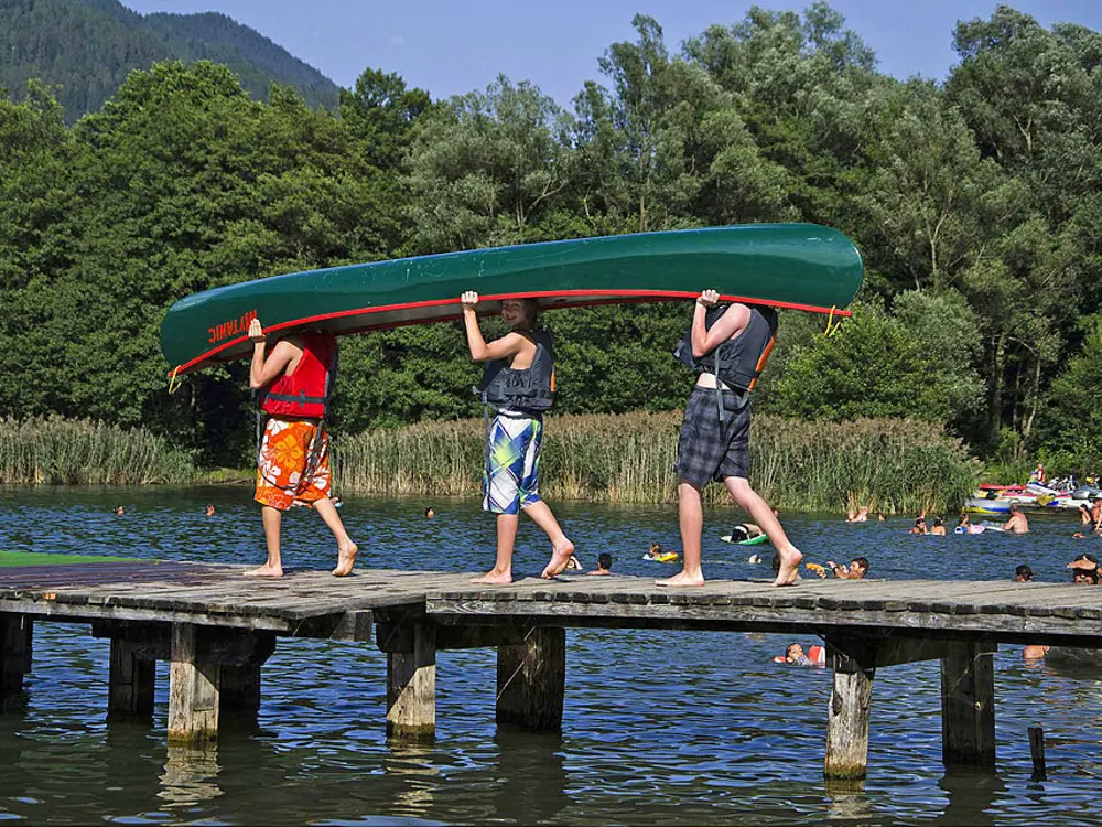 Die beiden Seen im Valsugana laden zum Wassersport ein.