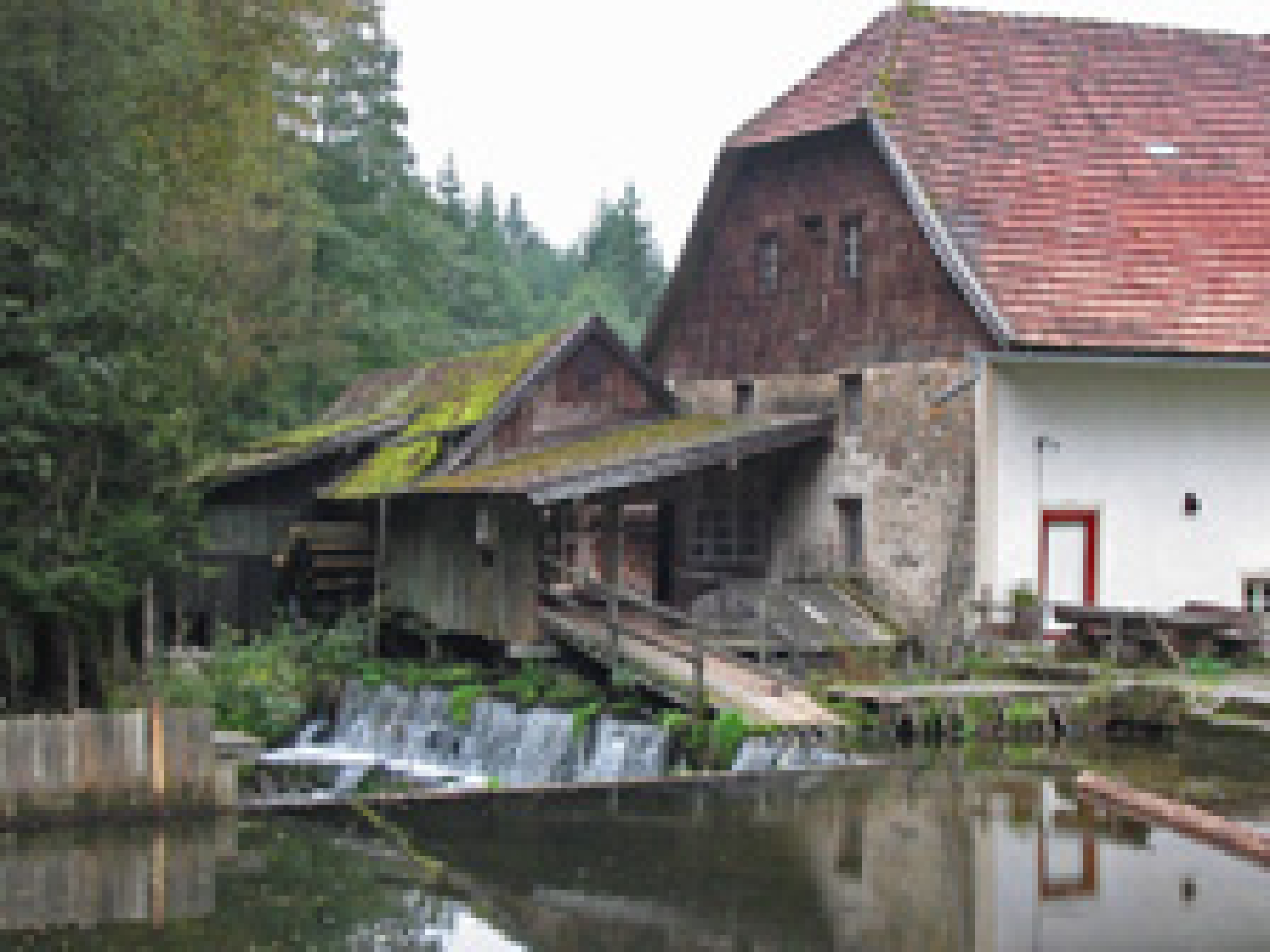 Vorbei an der Böbrachmühle