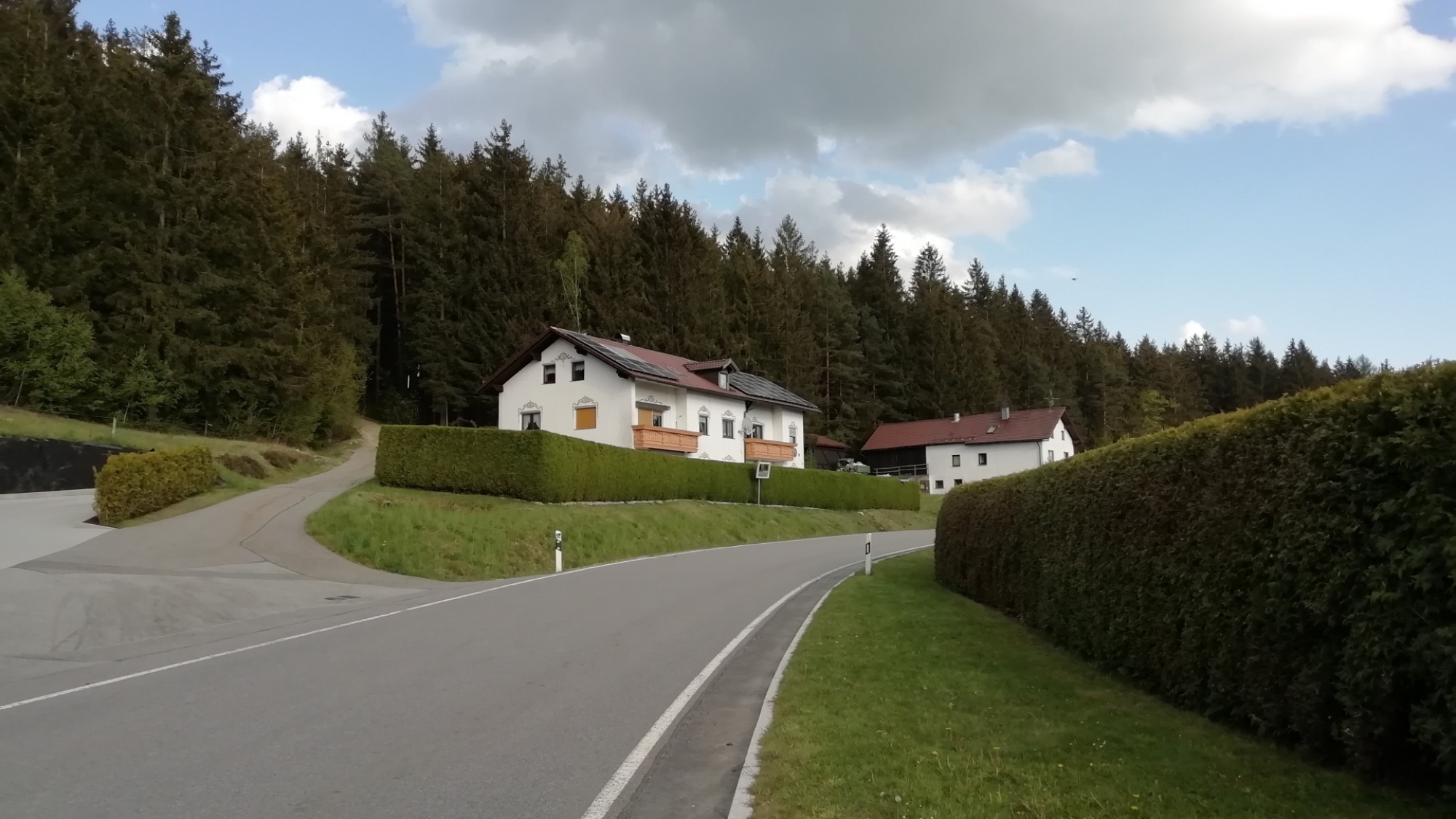 Auffahrt zum Trailstück nach Reisachmühle