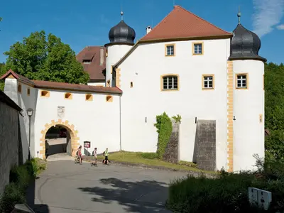 Burgen, Schlösser und Brauereien (BT4)