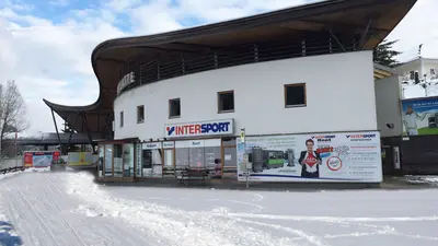 Bild Skiverleih INTERSPORT - Talstation Steinplatte