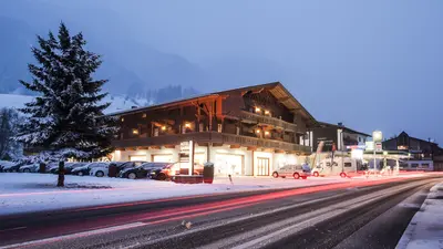 Bild Skiverleih INTERSPORT - Ortseinfahrt Neustift