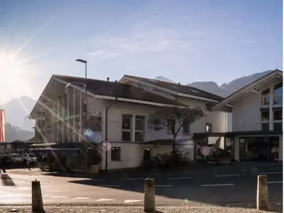 Bild INTERSPORT - INTERSPORT Eiger Sport Unterseen