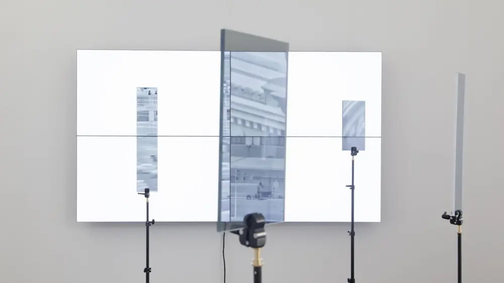 Teil der Ausstellung "Seeing is Revealing" von Emmanuel Van der Auwera