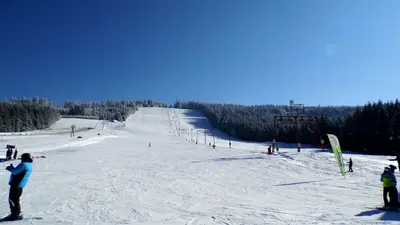 Piste im Skigebiet Mehliskopf